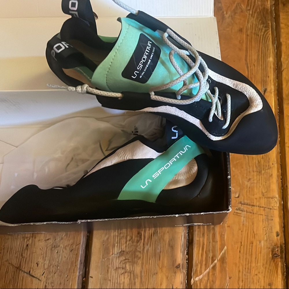 La Sportiva Lace up Miura Women’s 41